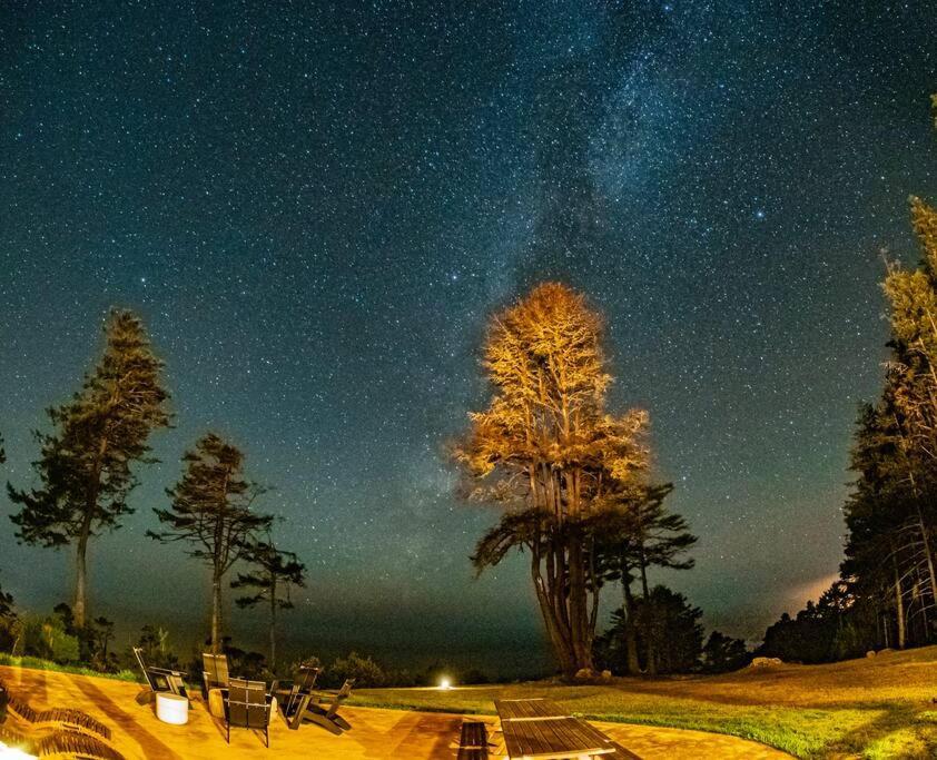 Driftwood Lodge ~ 5 Bedroom / 7 Bath ~ 30-Acre Private Estate On Hwy 1 ~ Hot Tub ~ Oceanview ~ Reunions & Retreats Walsh Landing ภายนอก รูปภาพ